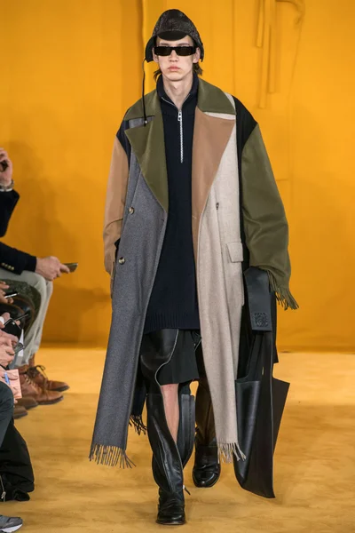 Look 14